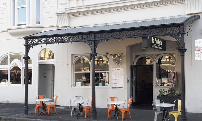 North Melbourne Appartement | Victorian Flair in Melbournes Inner north