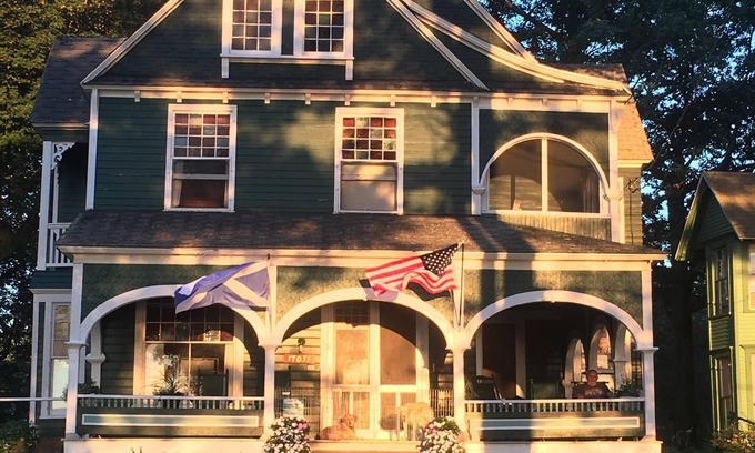 Thousand Island Park Cottage | Maison d'été victorienne au bord de l'eau T. I. Parc, île Wellesley