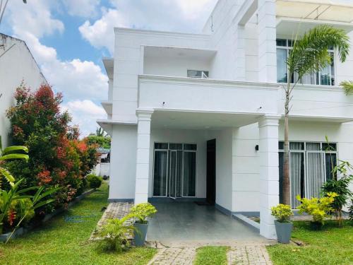 Minuwangoda Maison | Vidushi Home