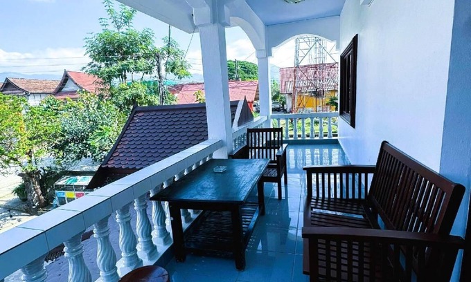 Vang Vieng Maison | ViengSavanh GuestHouse