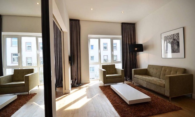 Sachsenhausen Appartement | Vienna Residence Frankfurt, Schweizer Platz #6071