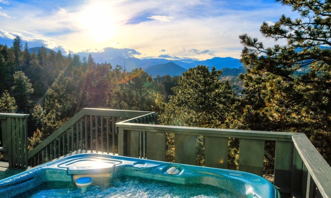Estes Park Maison | Vues-Vues-Vues, emplacement privé, bain à remous, bois Fp