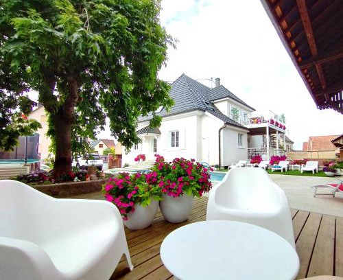 Bennwihr Appartement | Vignes & Tropiques - Terrasse - Wifi - Clim - Parking