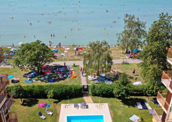 Siofok-Szabadifurdo Appartement | Viktória ~Vízparti ~ Medencés ~ Apartman