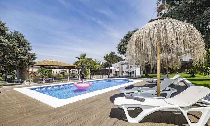 Castilblanco de los Arroyos Villa | Villa 'Mis Raices' avec piscine privée, Wi-Fi et climatisation