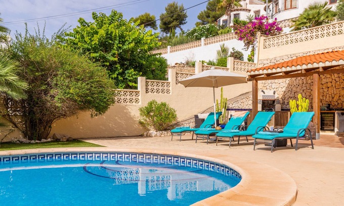 L'Alcassar Villa | "Villa Rafael" avec vue sur mer, piscine et Wi-Fi.
