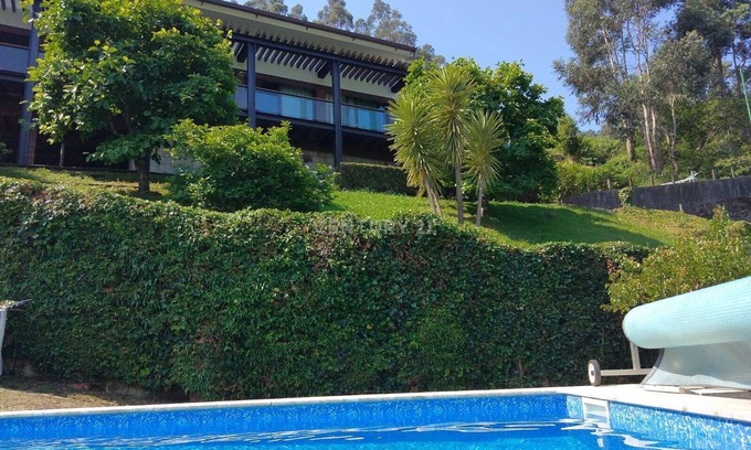 Rio Caldo Maison | Vila de luxo com Piscina - Tennis - Pousada Rio Caldo - Gêres