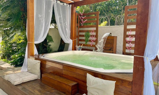 Balneario Praia do Pernambuco Maison | Vila linda com SPA e Piscina a 50 metros da Praia