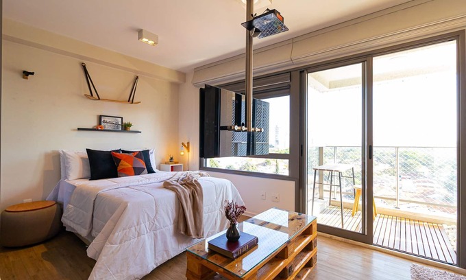 Vila Madalena Maison | Vila Madalena Studio | garage | balcony | pool