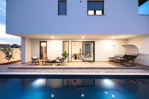 Brinje Maison | Vila Zara Apartman Nika