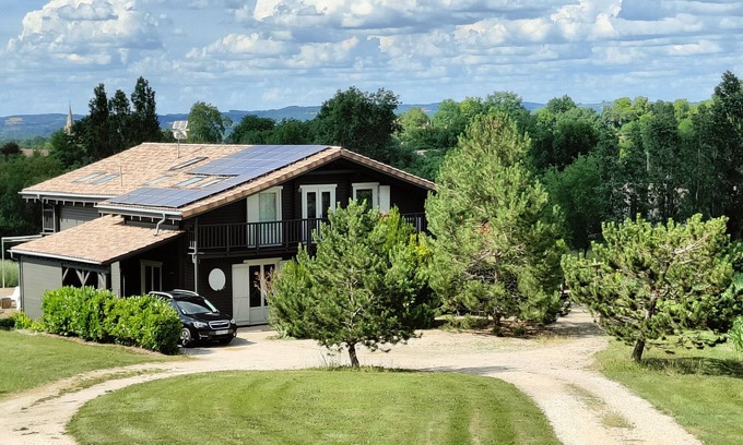 Saint-Etienne-de-Villereal Villa | Villa Fauquié - Une maison en bois unique au sud de la Dordogne avec piscine chauffée