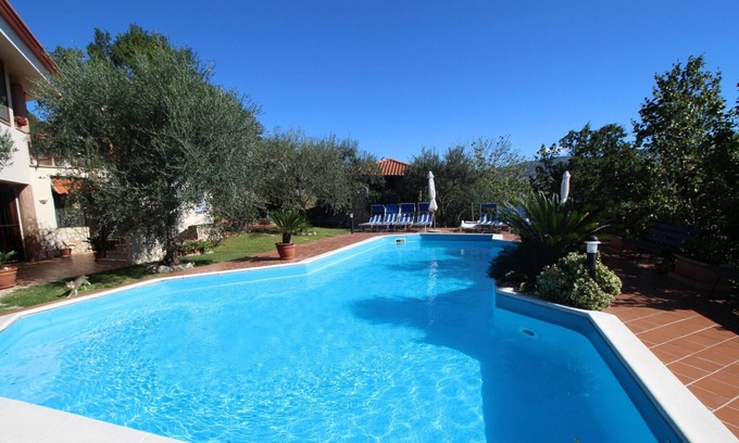 Spigno Saturnia Appartement | Villa Chiaia A with swimming pool
