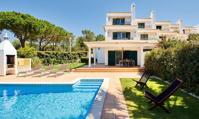 Vale do Garrao Villa | Villa avec 3 chambres, piscine privée, tennis, climatisation