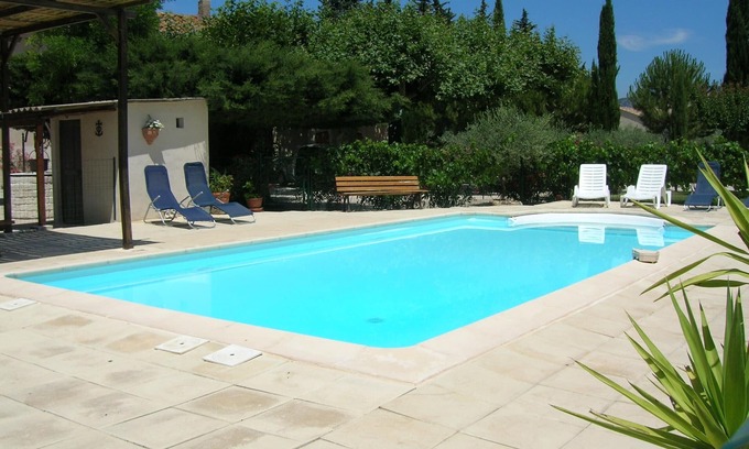 Cheval-Blanc Maison | Villa 2-3 pers " Les Oliviers du Petit Saint-Julien" dans le Luberon-Vaucluse 84