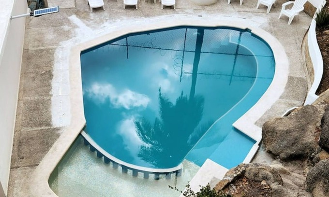 Club Deportivo Maison | Villa 5 minutes from the sea with parking (Love)