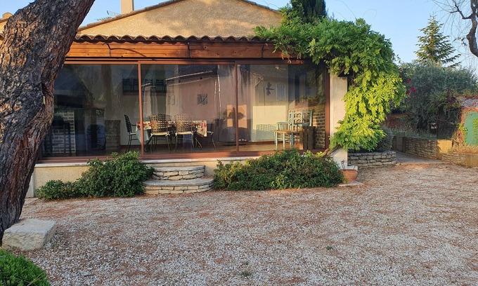 Maubec Maison | Villa 6 personnes avec piscine privée sécurisée