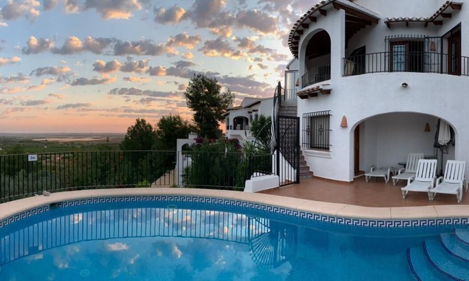 Pego Villa | Villa 6 personnes avec piscine privée Costa Blanca Espagne