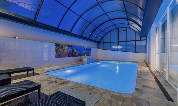Castelldefels Villa | Villa a 3 min de la Playa Para 10 Personas