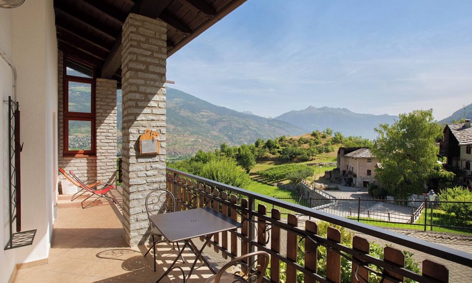 Poyaz Villa | Villa 'A 30 Minuti Da Courmayeur' avec vue sur la montagne, terrasse privée et Wi-Fi