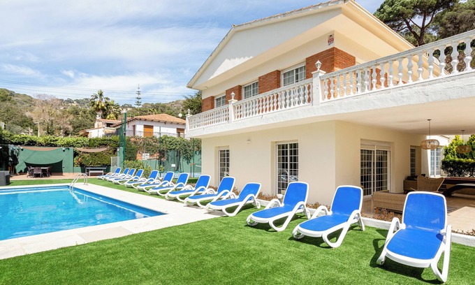 Lloret de Mar Villa | Villa "Ainara Luxury" avec vue sur les montagnes, piscine privée et Wi-Fi