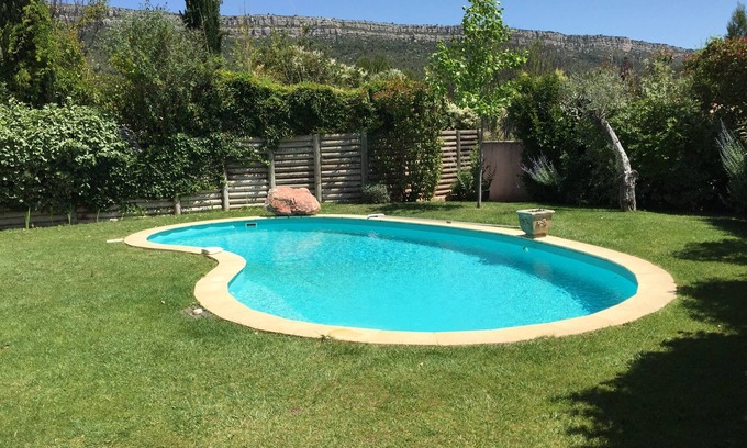 Chateauneuf-le-Rouge Villa | Villa Aix en Provence avec piscine