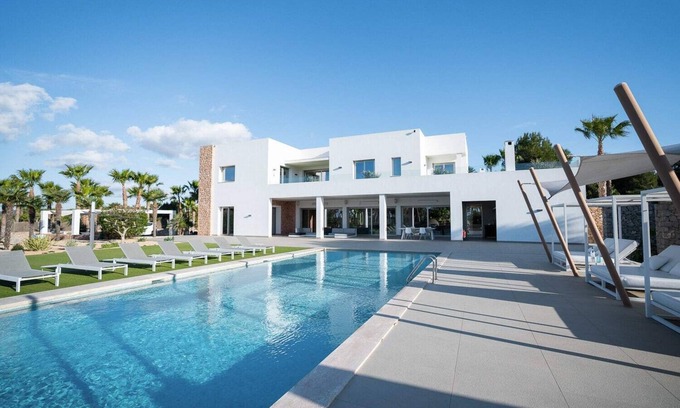 Santa Eulalia del Rio Villa | Villa Algarroba Résum