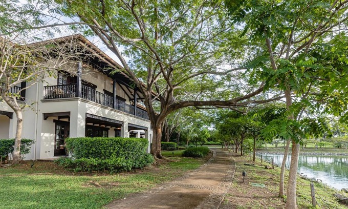 Tamarindo Maison | Villa Almendro