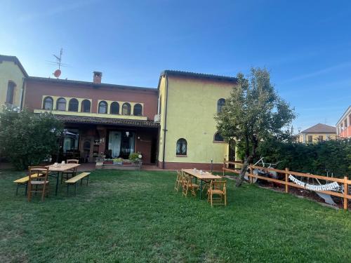 Vermezzo Lit Et Petit-Déjeuner | Villa Ambra B&B Siviglia
