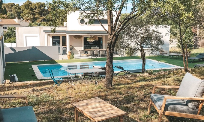 Mont Duplan Villa | Villa et Mazet La Nîmoise