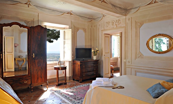 Santa Lucia Villa | Villa Andrea sur la colline avec vue sur la mer
