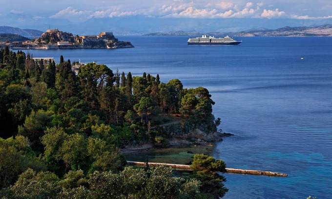 Corfu Town Villa | Villa Aphrodite - Villa élégante de luxe avec la vue la plus imprenable sur Corfou