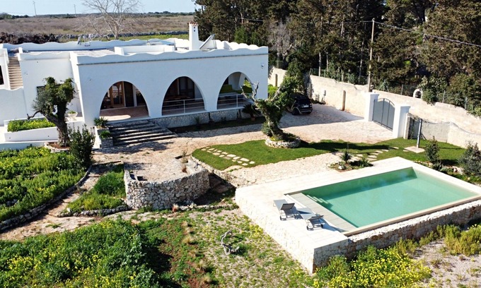 Specchia Villa | Villa Archidea - Con Piscina Privata e Giardino