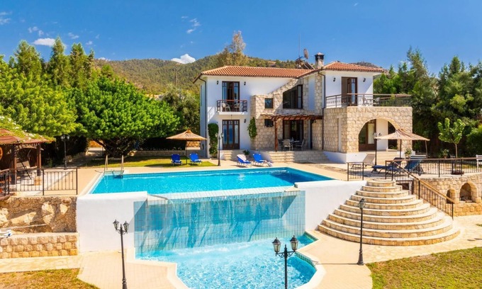 Argaka Villa | Villa Ariadne - Quatre Chambres Villa, Couchages 10