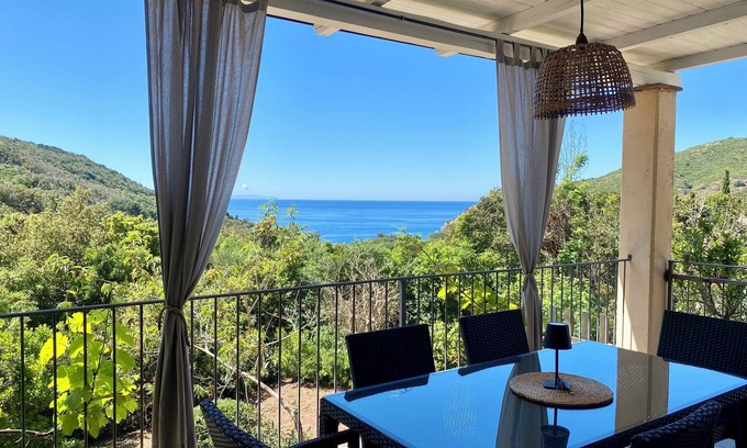 Rio nell'Elba Appartement | Villa à Peri - Deux 5 lits avec terrasse couverte MER