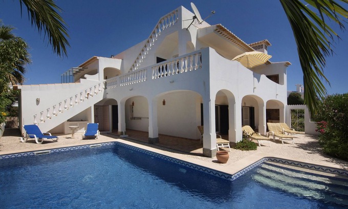 Praia da Luz Chalet De Ski | Villa Atlantico, piscine et jardin, près de la plage