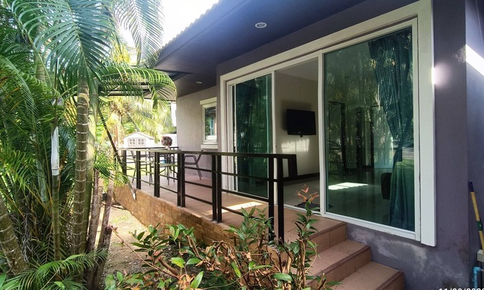 Kamala Villa | Villa au pied de la forêt dans 1 grand jardin a 5mn de la plage