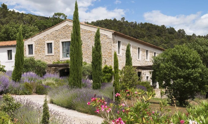 Montlaur Villa | Villa Aude - Huit Chambres Villa, Couchages 16