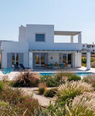 Kastraki Villa | Villa Aura - Beachfront Villa with private pool