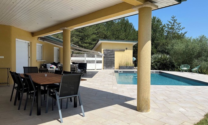 Sainte-Christie-d'Armagnac Villa | Villa avec piscine au cœur de l’Armagnac