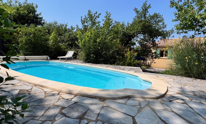 Faucon Villa | Villa 3* avec piscine privée sur les hauteurs de Faucon, à 15 km du Mont Ventoux