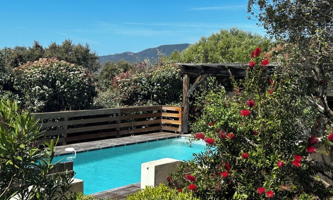 Figari Villa | Magnifique villa avec piscine privative sécurisée avec superbe vue très dégagée