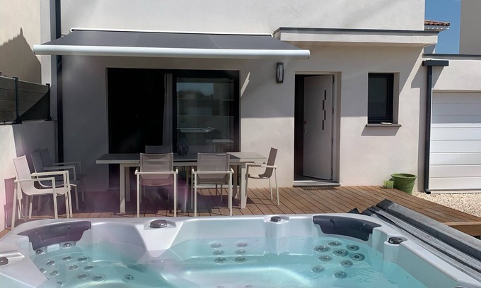 Calvisson Maison | Villa avec spa tout confort 2 chambres 4 personnes