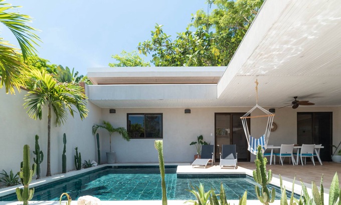 Carmen Villa | Villa Ayola | EMPLACEMENT PRIME | 1MIN À PIED DE LA PLAGE
