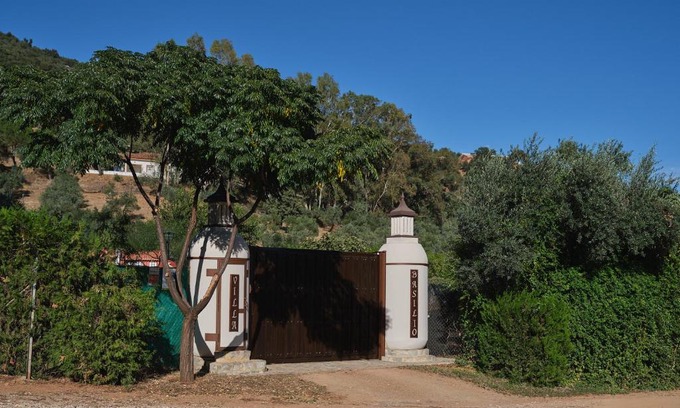 Constantina Maison | VILLA BASILIO