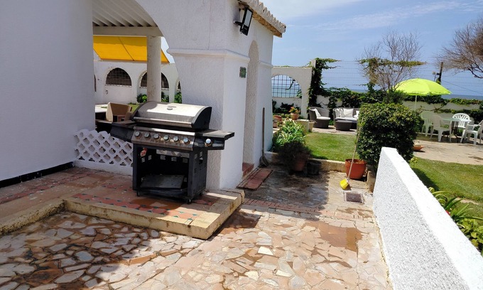 Sidi Fredj Villa | Villa accès plage piscine