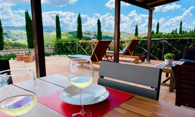 Volterra Appartement | Villa Bel Sogno - Belle vue sur Volterra et le Countyside. 4-6 personnes!