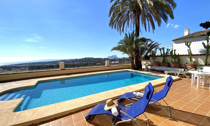 Benimeit Villa | BELLAMAR- Villa avec merveilleuse vue sur la mer à Moraira