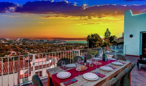 Benimeit Lit Et Petit-Déjeuner | Villa Beniarres Guest House B&B in Moraira