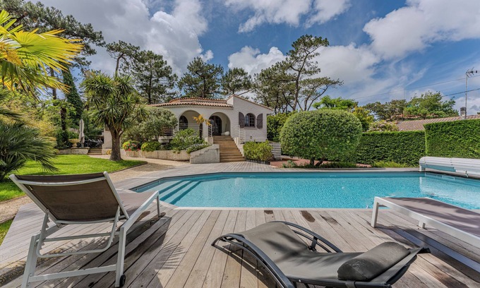 Cap-Ferret Villa | Villa 'Cap Ferret Piscine Ref 303' avec piscine privée, terrasse privée et Wi-Fi