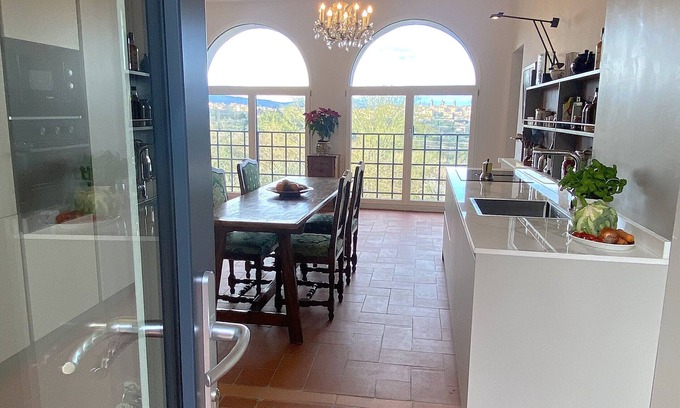 Monte San Savino Villa | Exclusive, Villa privée avec piscine, vue et charme